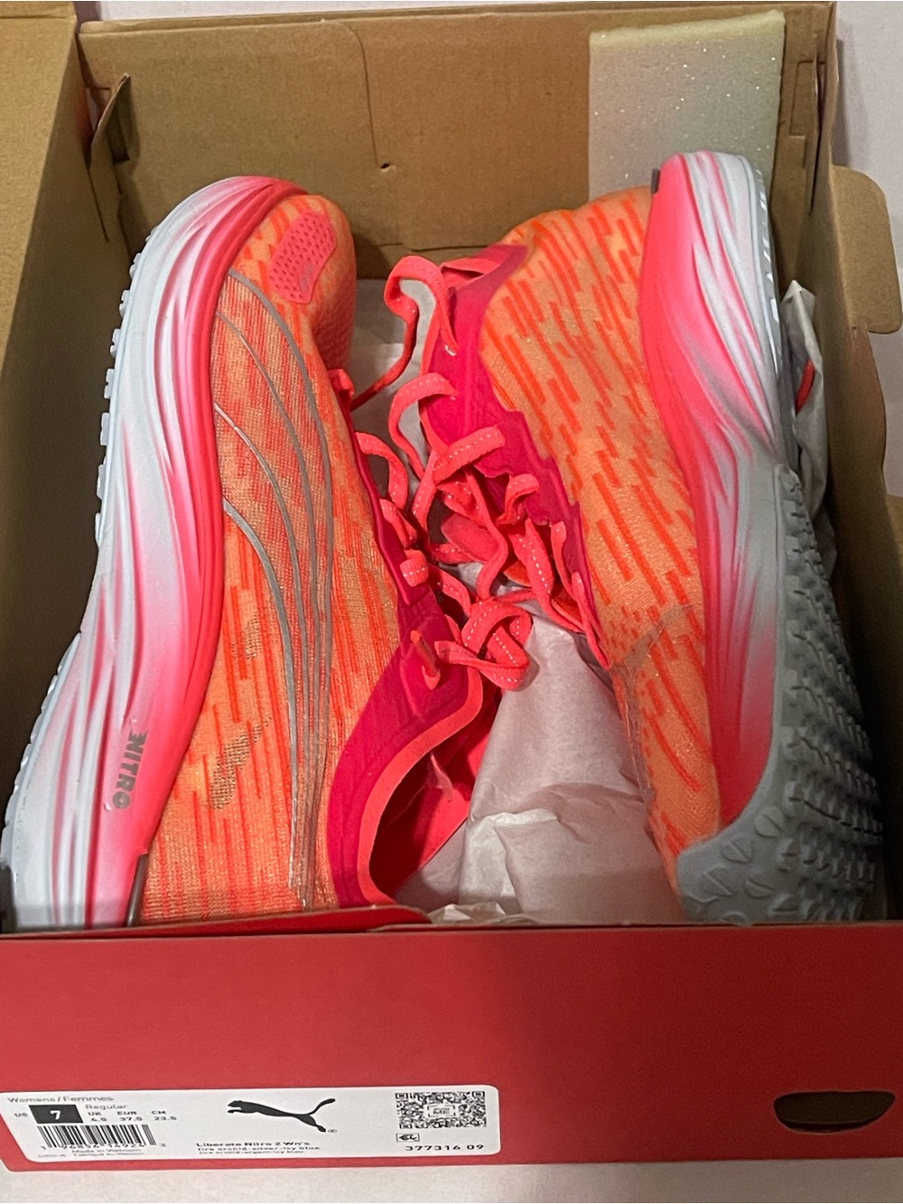 Puma Liberate Nitro 2 - Women’s 7 - Fire Orchid/Silver/Icy Blue - NIB